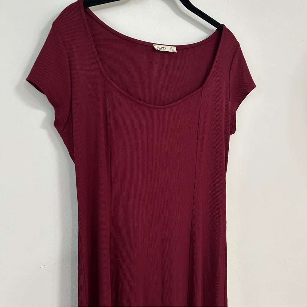 SOZY Burgundy Maxi Dress size 10 - Picture 8 of 9